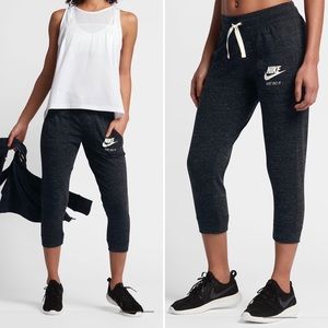 Nike Sportswear Vintage Crops Heather Black Medium